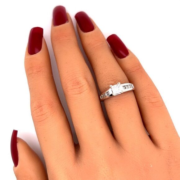 14k Diamond Engagement Ring (Sz 7) - Picture 15 of 15